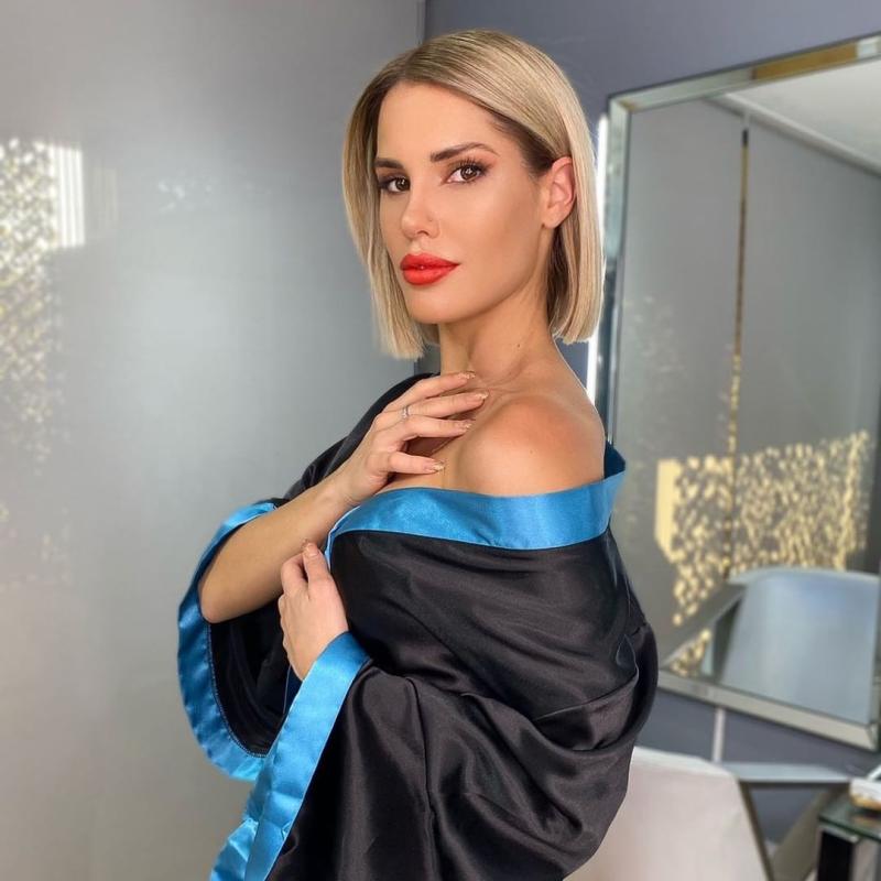 “Feliz conmigo misma”: Gala Caldirola encanta con look arrugado