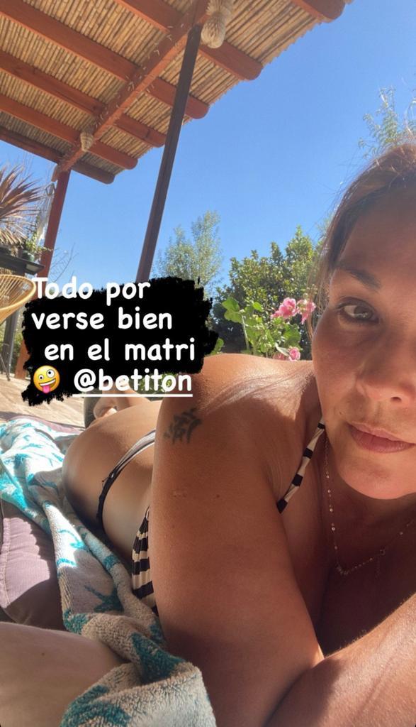 Denisse Malebrán se la juga con curioso bikinazo