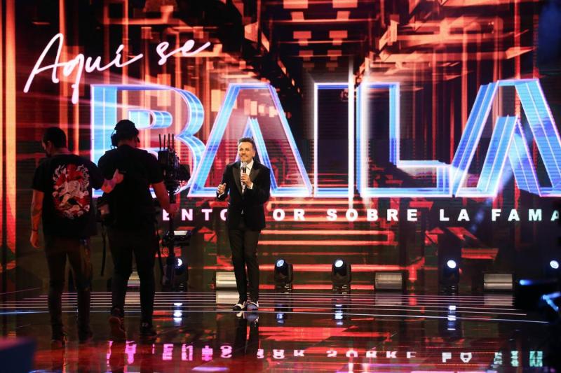 “Un grande”: Redes sociales destacan animación de Sergio Lagos en “Aquí se baila”