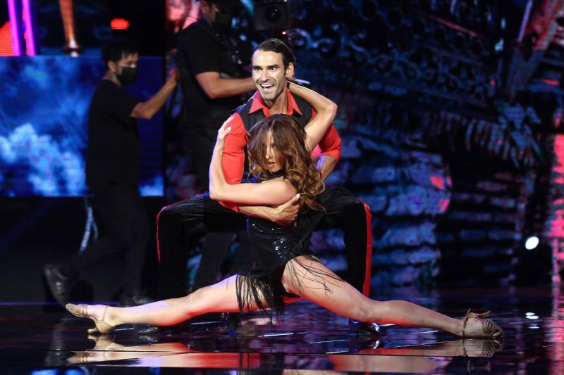 Icha Sobarzo y Christian Ocaranza deslumbraron en su regreso a las pistas