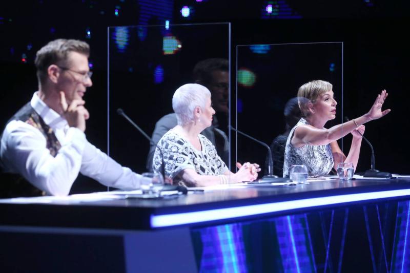 ¿Un nuevo participante? Sergio Lagos sorprendió bailando con Neilas Katinas