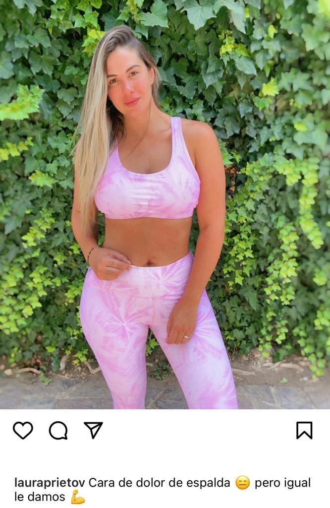 Laura Prieto recibe elogios al enseñar su dolor de espalda