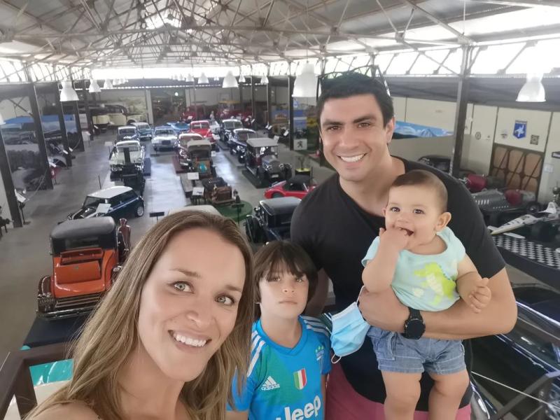 Carla Zunino muestra lo grande que está su bebé con fotos familiares