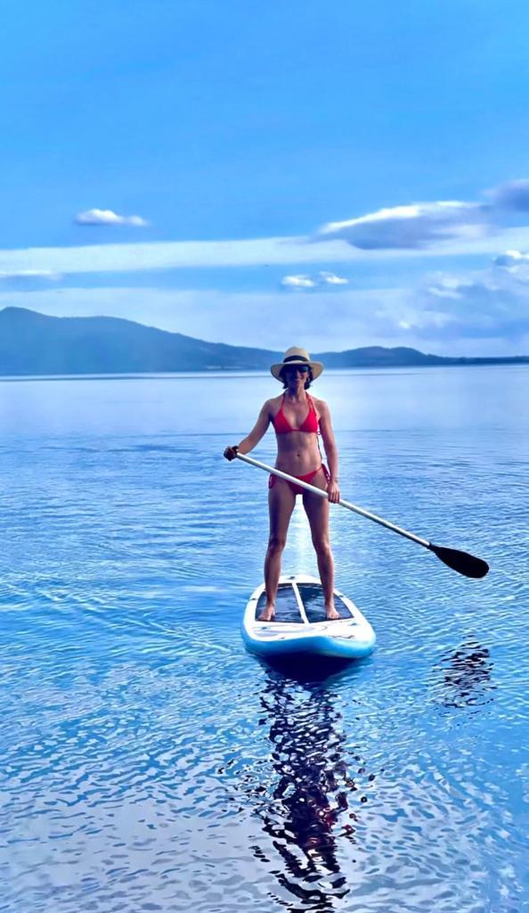 Paz Bascuñán muestra su abdomen de acero en vacaciones