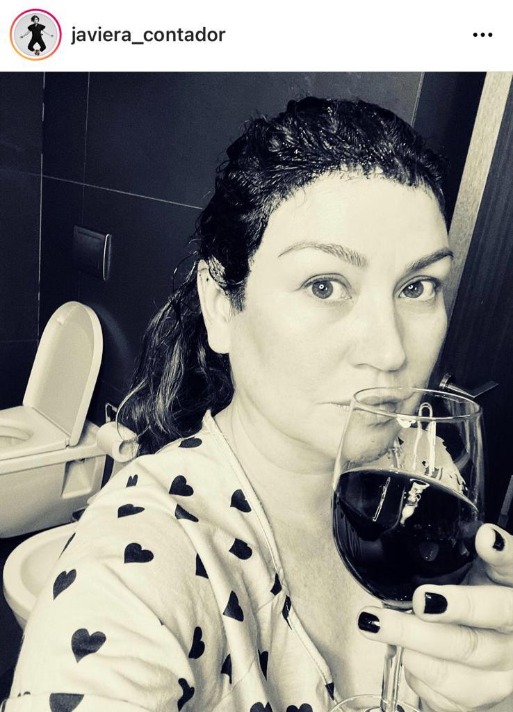 “Poder cambiar”: Javiera Contador ahora es colorina