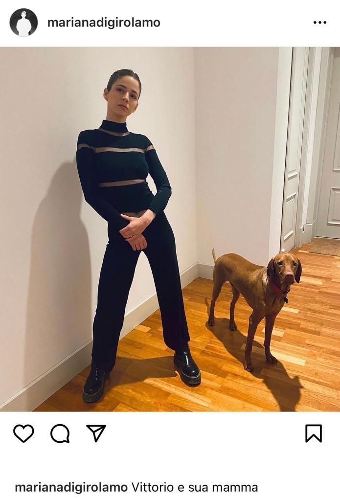 Mariana Di Girolamo recibe críticas por look total black