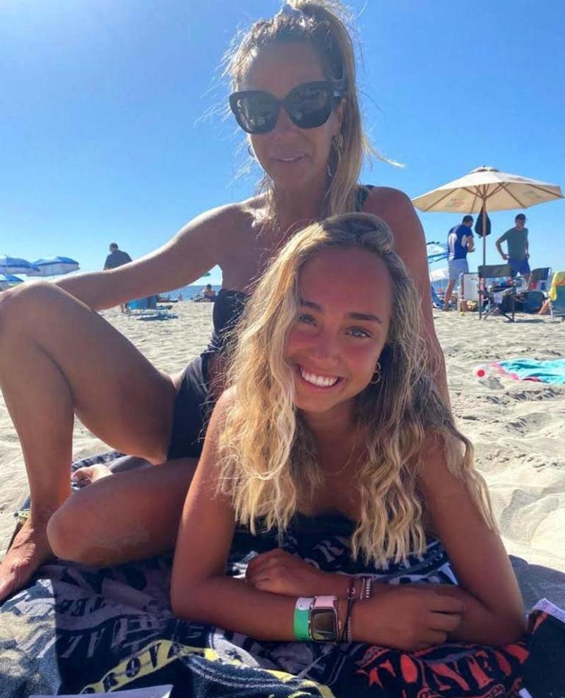 “Iguales”: Macarena Ramis celebra los 18 años de su hija clon