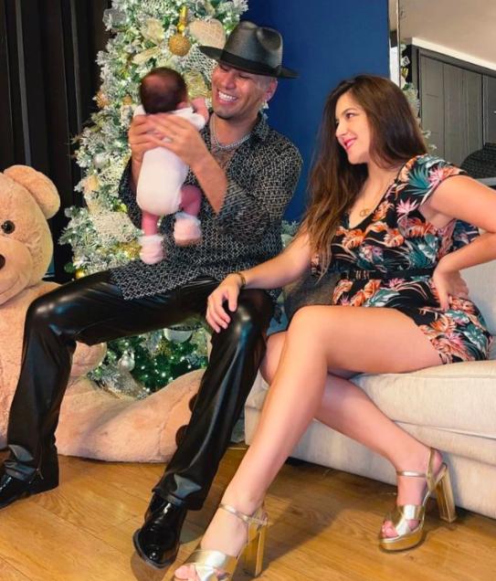 “Nuestro tesoro más grande”: Gabo Peralta presentó a su pequeña hija