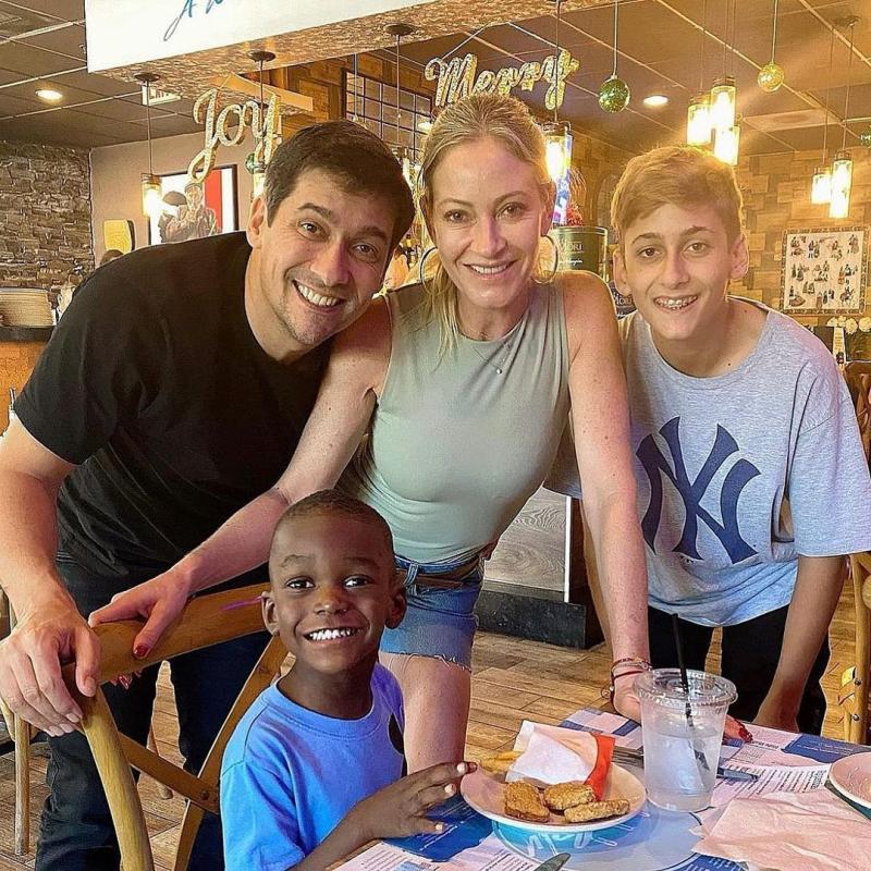 Rafa Araneda y Marcela Vacarezza recuerdan cómo adoptaron a su hijo