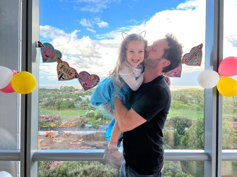 Benjamín Vicuña aclara el estado de salud de su hija Magnolia