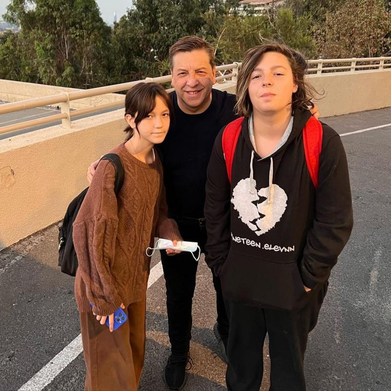 "¿Se bañaron?": JC Rodríguez y sus hijos generan ola de comentarios