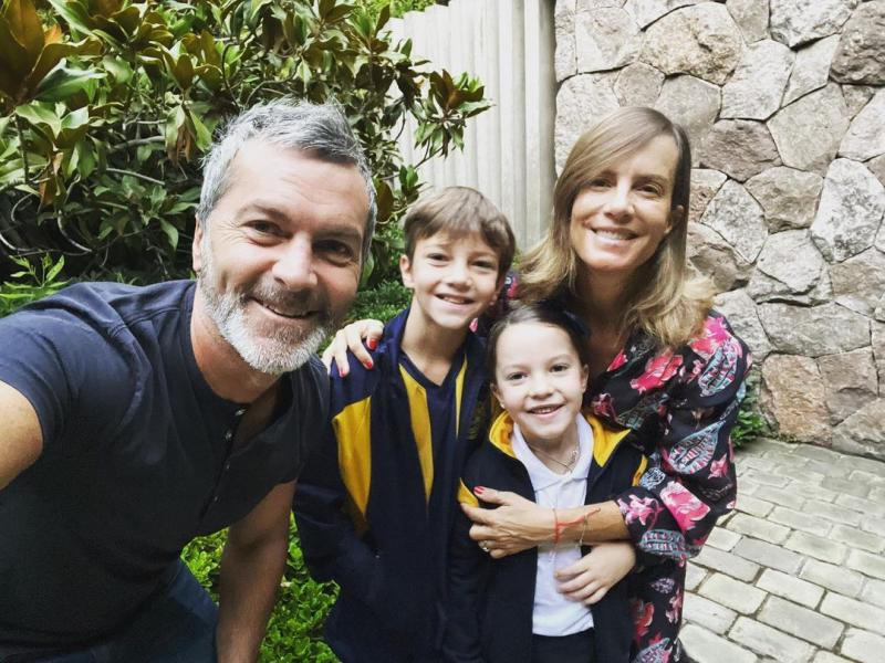 Diana Bolocco muestra el primer día de clases de sus hijos