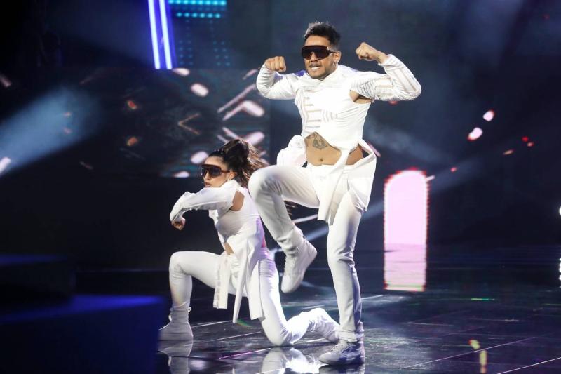 Iván Cabrera se lució con look al estilo de Michael Jackson