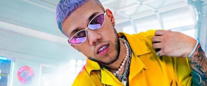 Mia Khalifa está en Chile para acompañar a Jhay Cortez en Lollapalooza