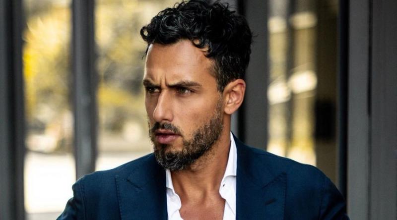 Graban a Betsy Camino y Marco Ferri muy acaramelados en fiesta capitalina