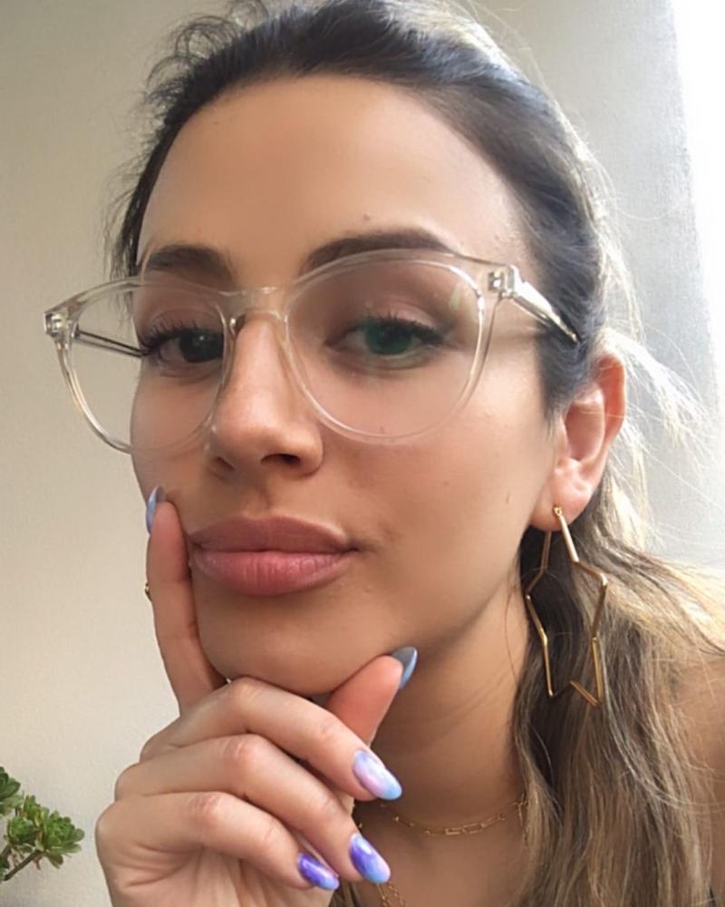 Karla Melo reacciona con ironía a particular broma por su nombre