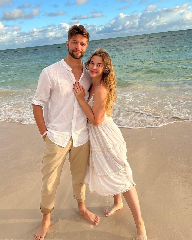 Belén Soto muestra cómo será su anillo de matrimonio