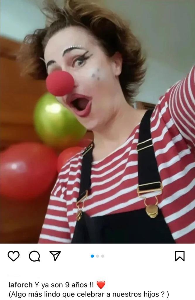 Amaya Forch se disfraza de payasa para cumpleaños de su hijo