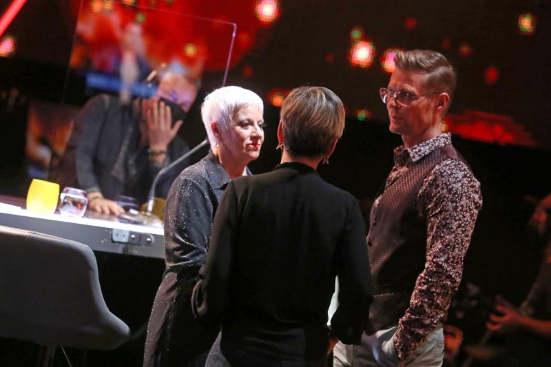 “Como bailarina es una excelente cantante": El comentario de Karen Connolly tras presentación de Carolina Soto