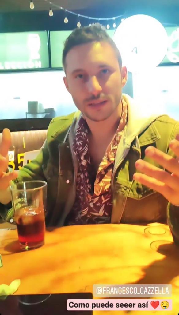 ¿En pareja? Francesco Gazzella sorprende con romántica postal