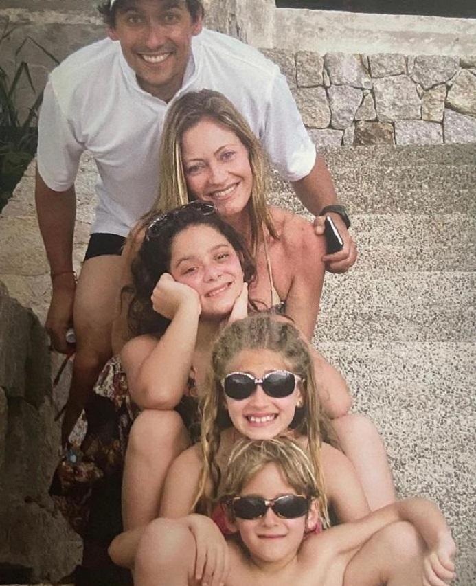 Marcela Vacarezza muestra su abdomen de acero tras polémica