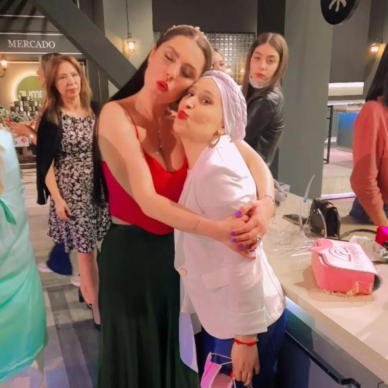 Daniela Aránguiz ayuda a productora que tiene cáncer de mama