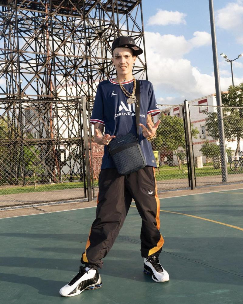 Marcianeke termina a las lágrimas en Instagram