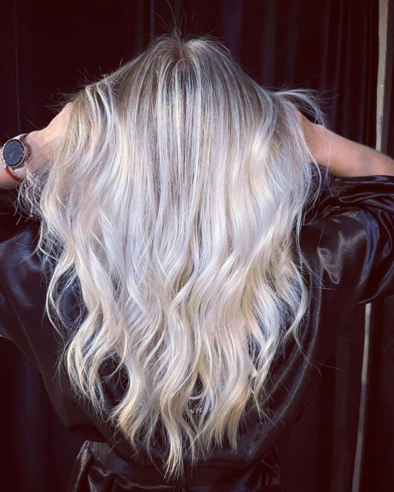 Faloon Larraguibel estrena radical cambio de look