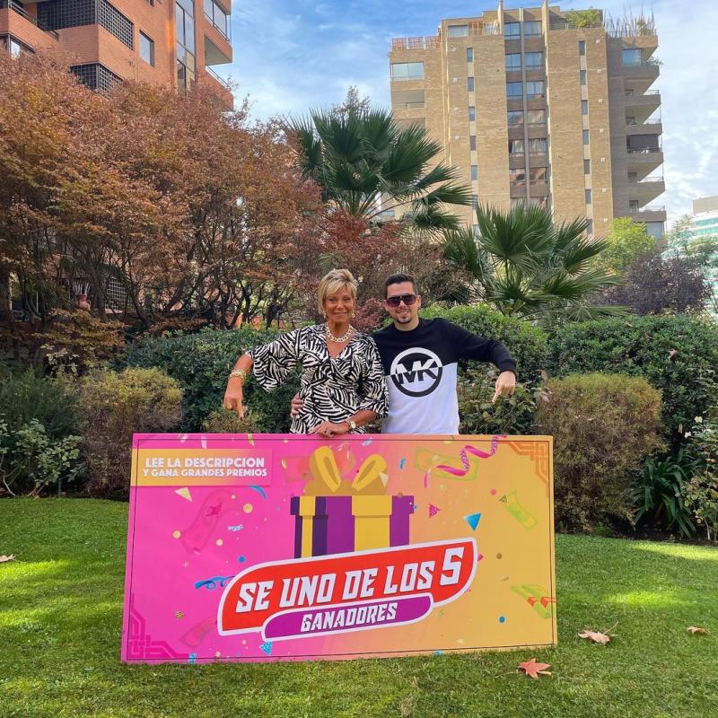 Raquel Argandoña y su hijo se unen en millonario concurso