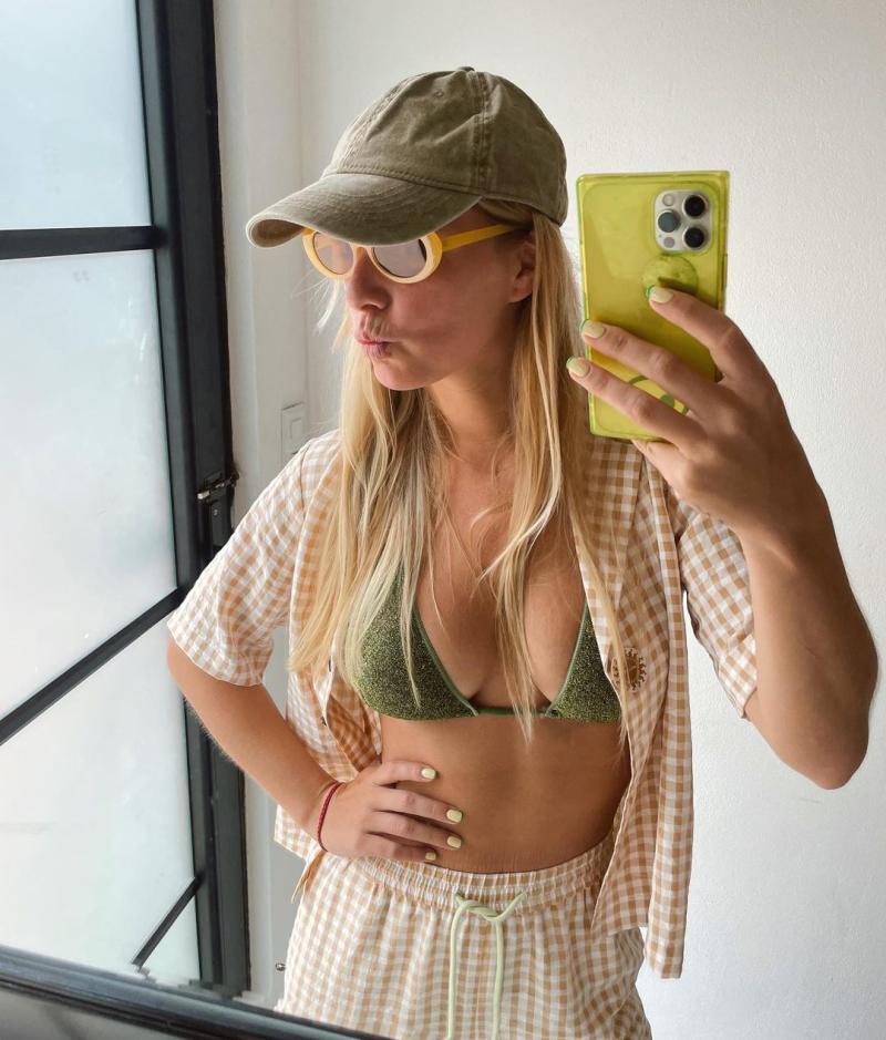 “Te pasas”: Kika Silva saca aplausos con sus looks en Costa Rica