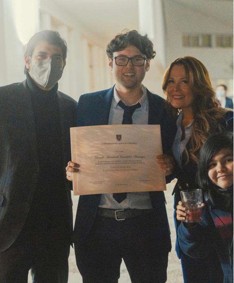 La emoción de Cathy Barriga por logro de su hijo mayor