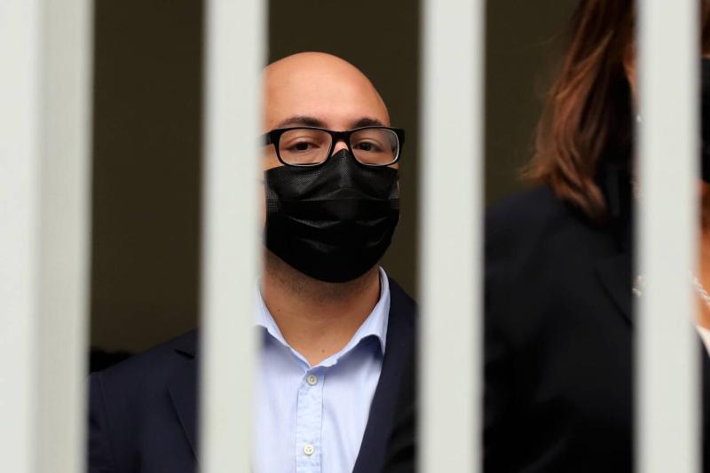 Nicolás López queda en prisión preventiva por abusos sexuales