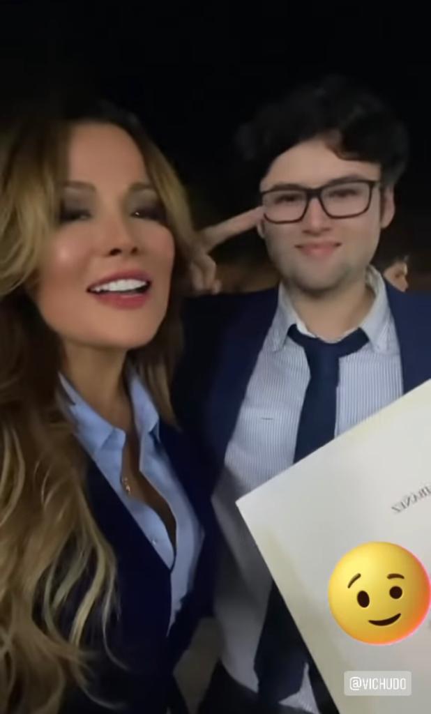 La emoción de Cathy Barriga por logro de su hijo mayor