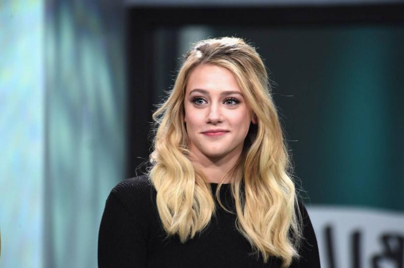"Celebridades estúpidas": Lili Reinhart se lanza en contra de Kim Kardashian