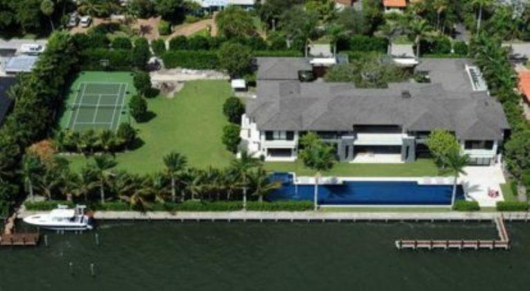 Conoce la extravagante mansión de Enrique Iglesias y Anna Kournikova en Estados Unidos