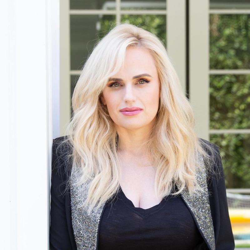 “Amor es amor”: Rebel Wilson presenta a su polola