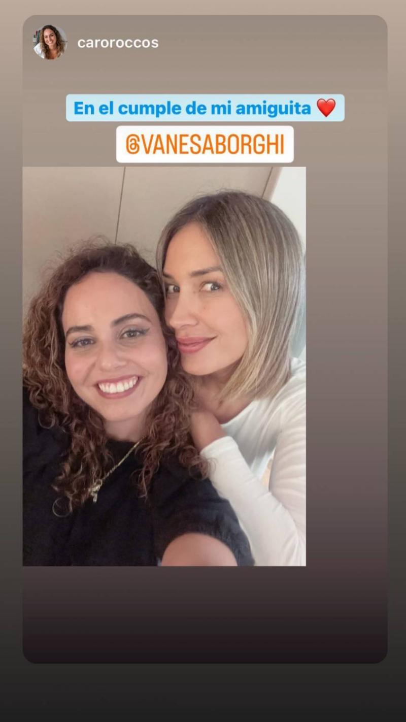 Vanesa Borghi se muestra a los besos con nueva pareja