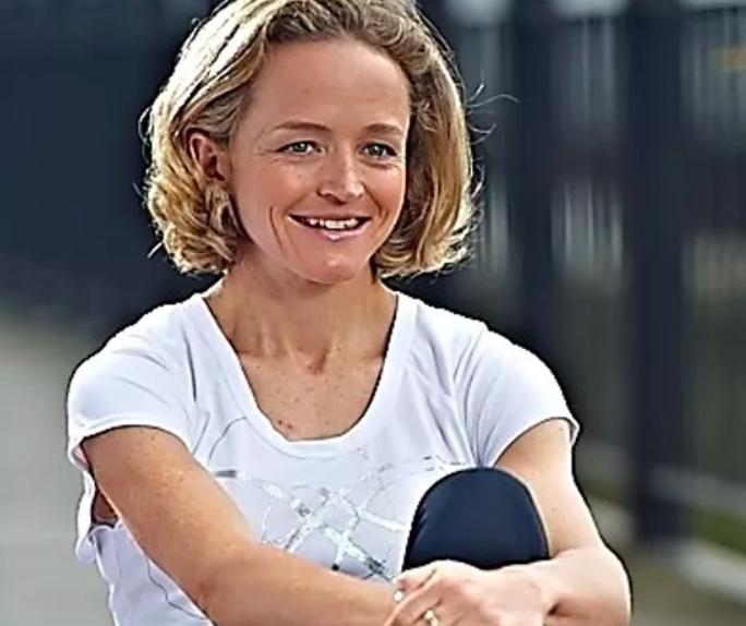 Atleta olímpica advierte que es devastador que trans compitan en categorías femeninas: "Son varones"