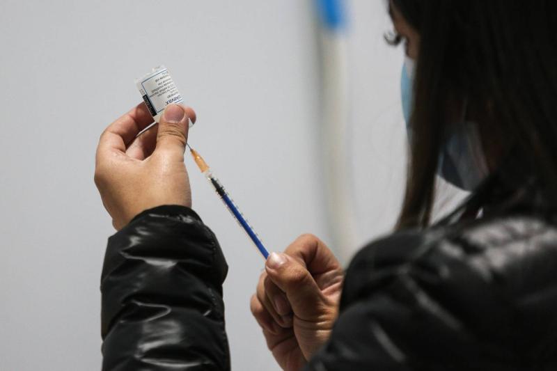 ¿Cómo se solicita el permiso laboral remunerado para ir a vacunarse?