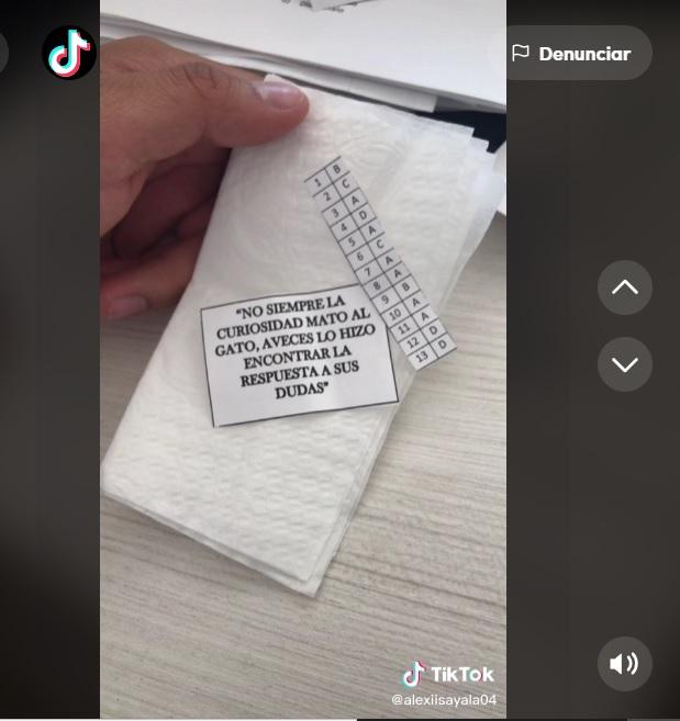 Profesor quiso ayudar a sus alumnos dejando las respuestas en parte final de examen y nadie lo vio