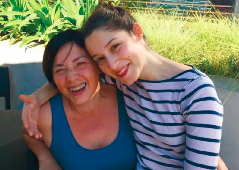 Fernanda Salazar cuenta por qué optó por invertir sus apellidos: "Mi padre nunca estuvo"