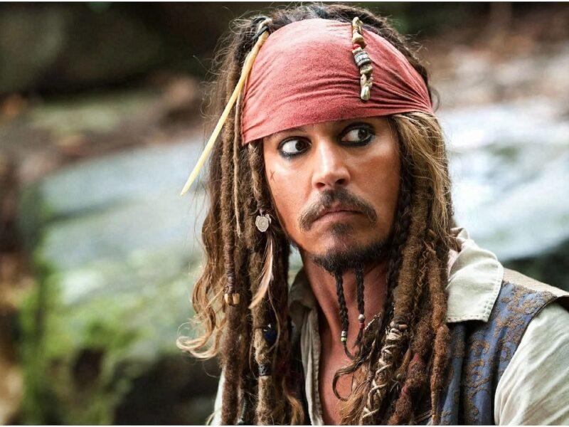 Johnny Depp como Jack Sparrow