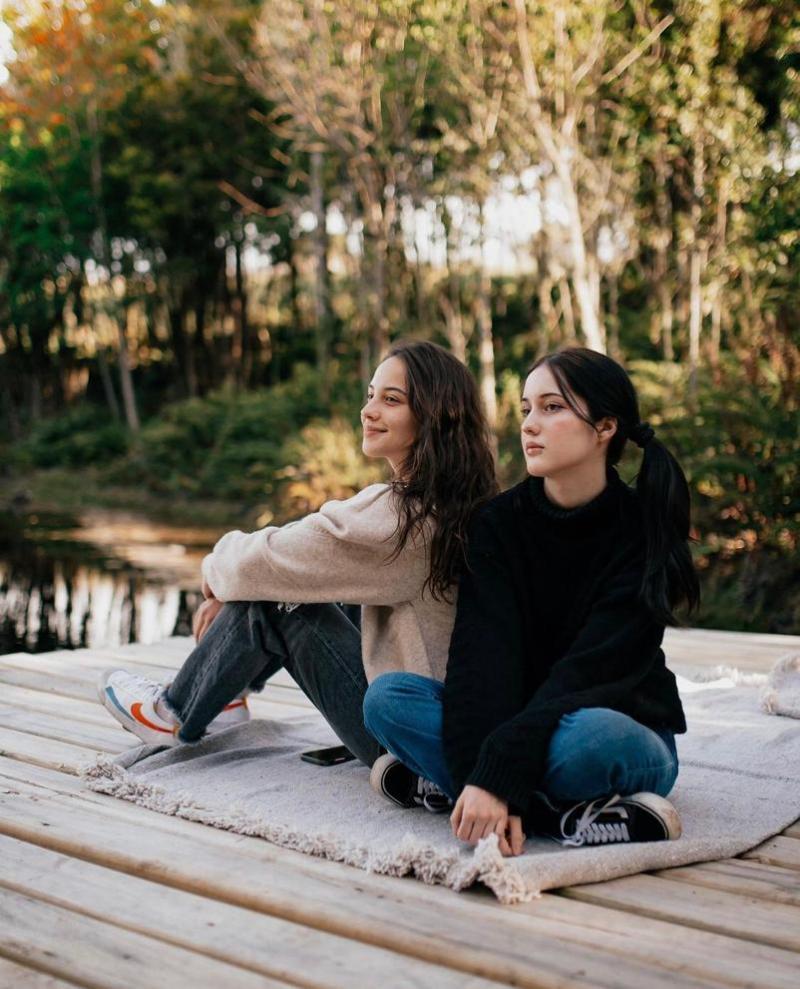 Vivianne Dietz ya había encantado en fotos con su hermana