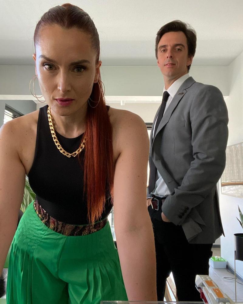 Begoña Basauri y su pareja