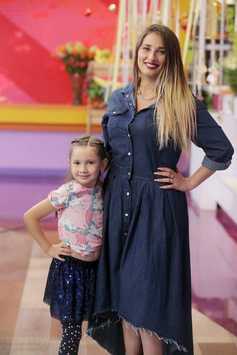 Perla Ilich y su hija