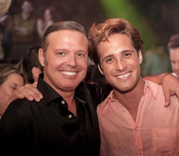 Diego Boneta y Luis Miguel