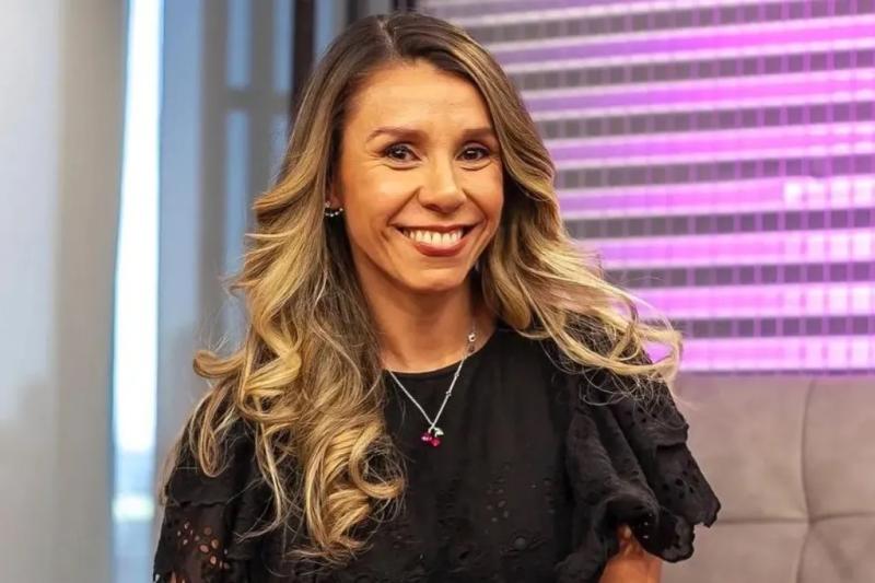Cecilia Gutiérrez es encarada por Raquel Argandoña