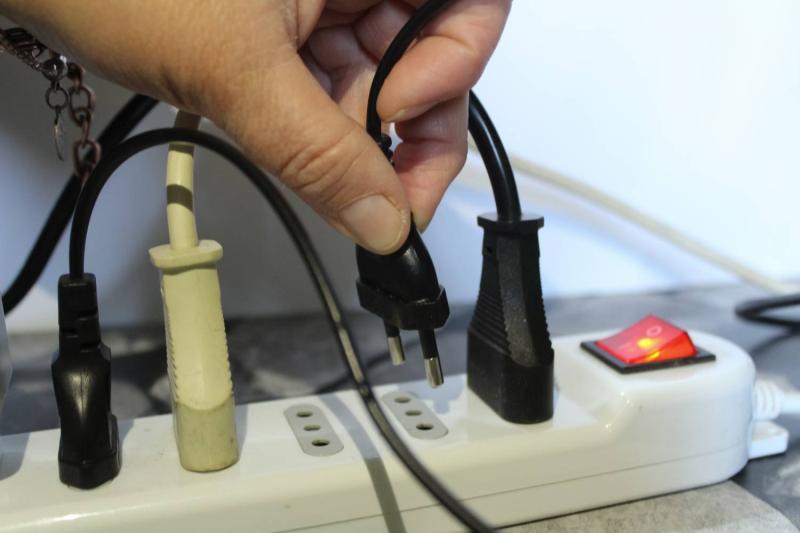 Estiman que tarifa de luz podría subir hasta un 47% en julio