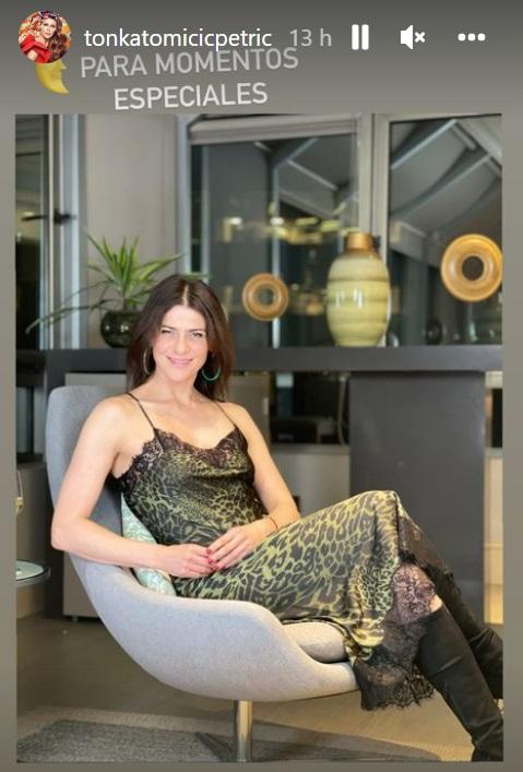 Tonka Tomicic con look animal print