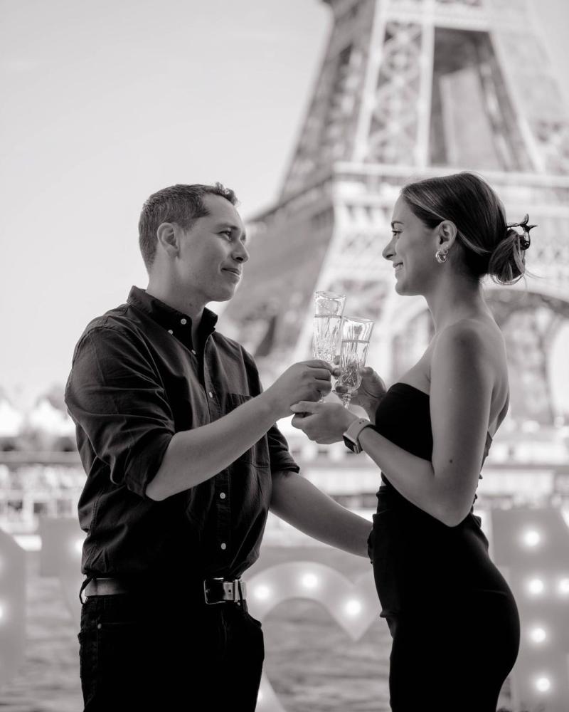 Karol Lucero y su novia